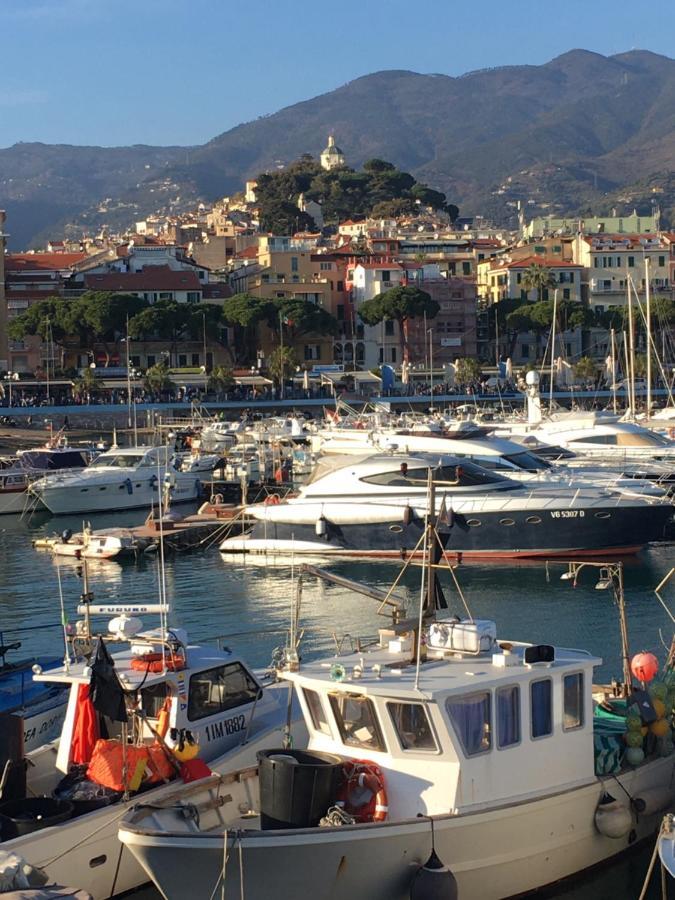 Appartamento Ai Piedi Della Pigna Sanremo Exteriér fotografie